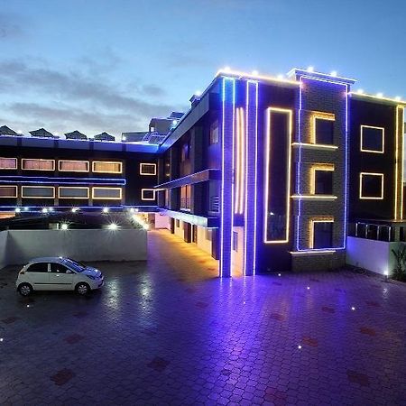 Hotel Sea Palace Kollam Eksteriør bilde